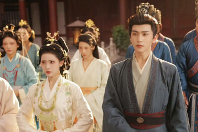 #山有木兮木有枝#
林秋奈 X 李若洵