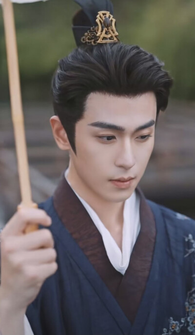 #山有木兮木有枝#
林秋奈 X 李若洵