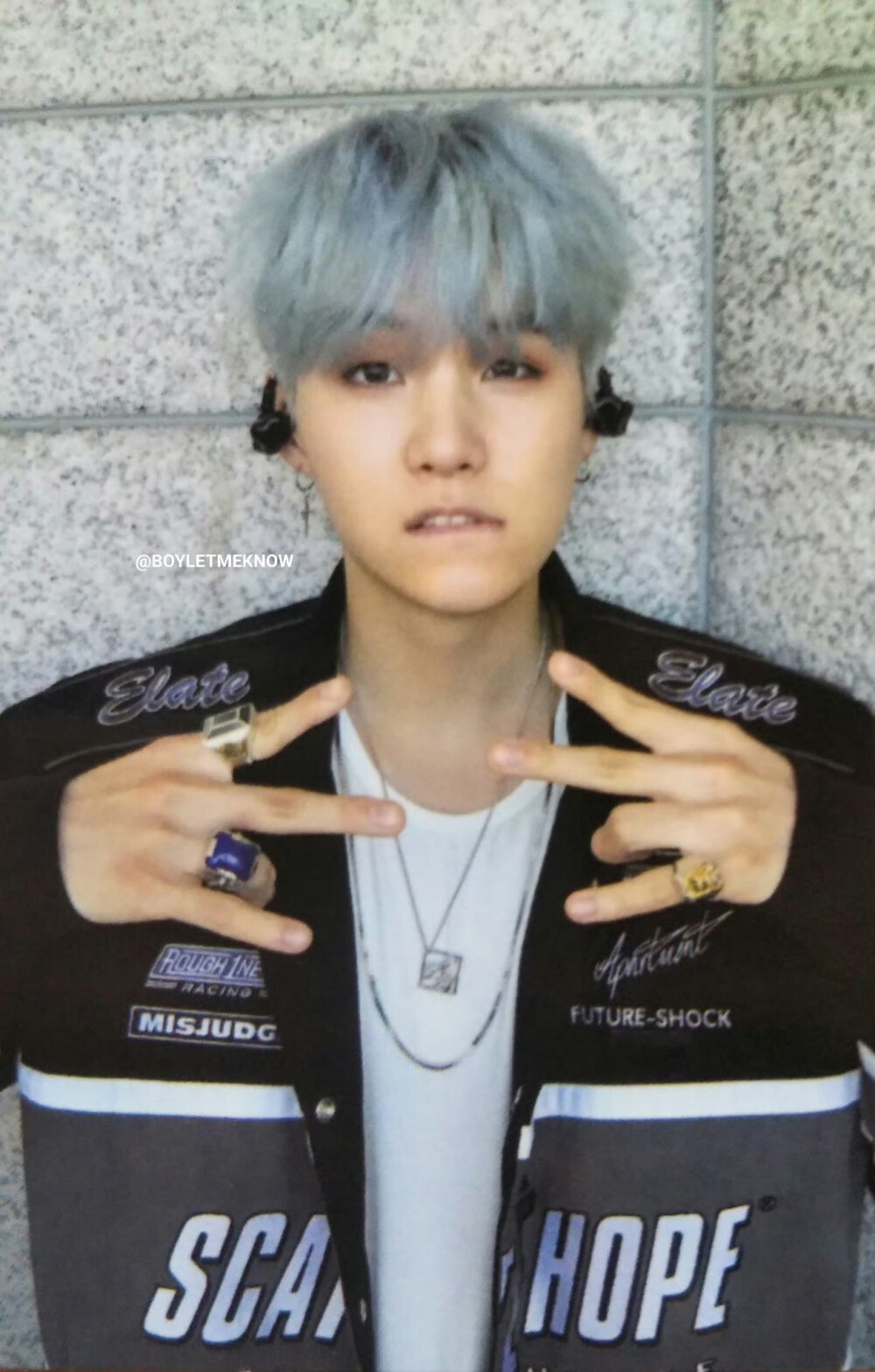 闵玧其小卡扫图