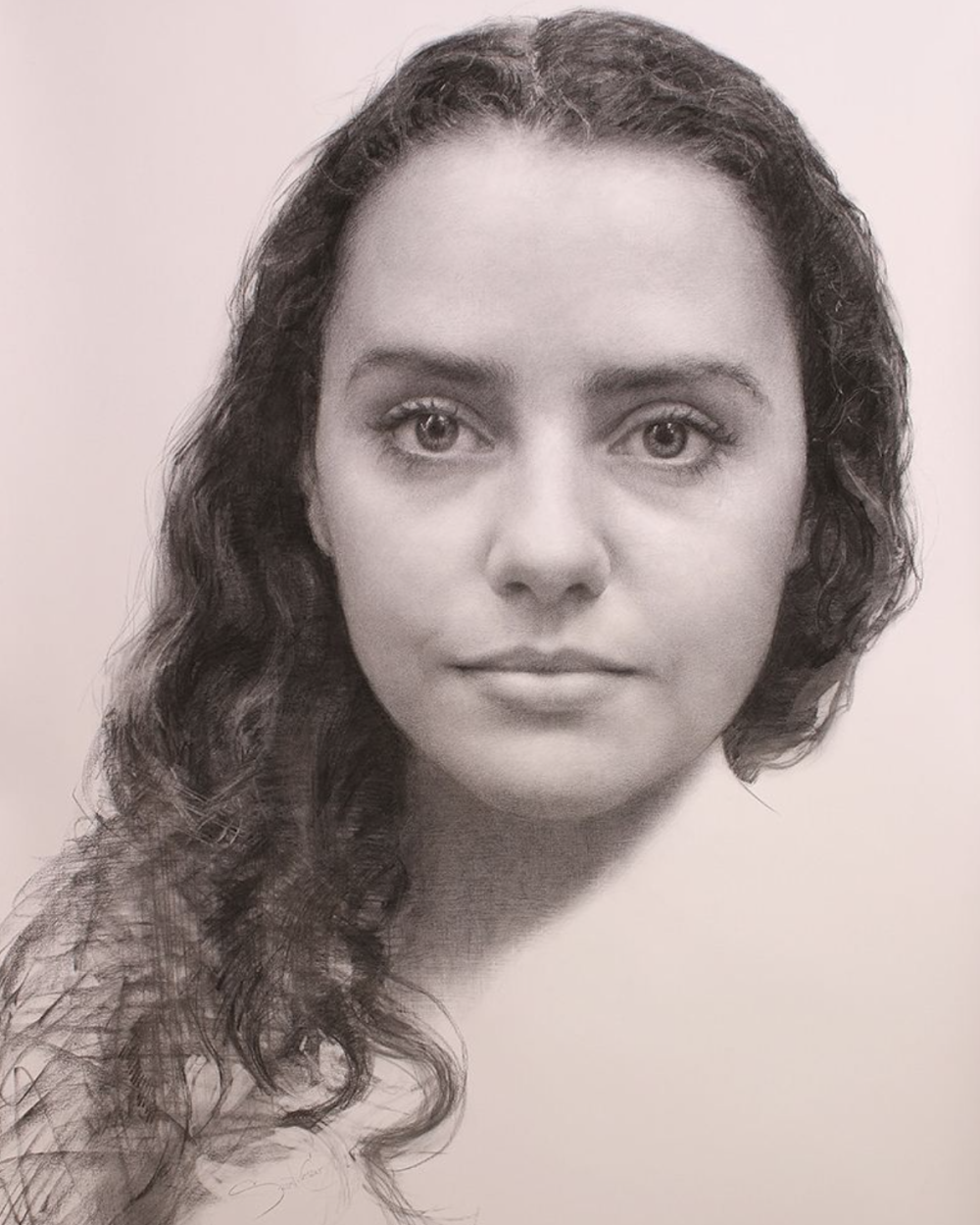 塞萨尔·桑托斯是一位古巴裔美国画家，他将古典与现代融合为一体的当代具象写实大师，其自创风格“Syncretism”（意为“融合”）堪称其艺术核心。