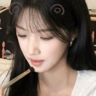 cute girl～(^-⩊-^)/♡