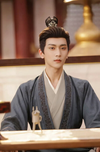 #山有木兮木有枝#
林秋奈 X 李若洵