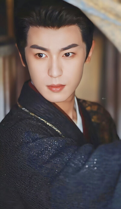 #山有木兮木有枝#
林秋奈 X 李若洵