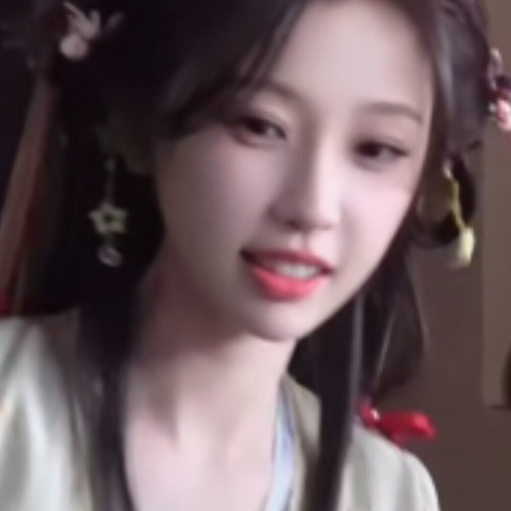 凌霄花的凌，两个妙不可言的妙