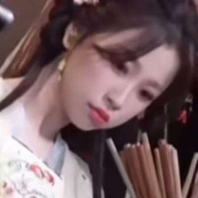 凌霄花的凌，两个妙不可言的妙