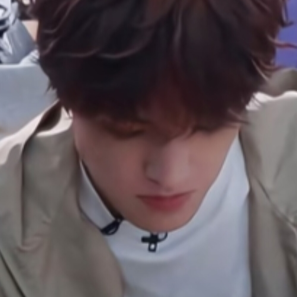 我對你來說是一顆星也好，請你繼續做我的宇宙吧