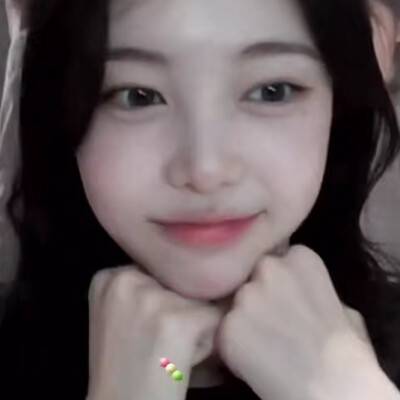 那些对我恶语相向的人，看见我的内心是只软乎乎的小猫还会骂我吗（>^ w ^<)