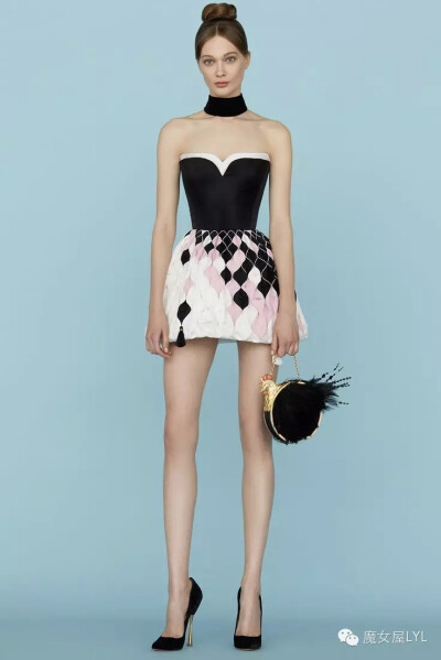 俄罗斯设计师优丽亚娜 瑟吉安科Ulyana Sergeenko Spring 2015 Couture