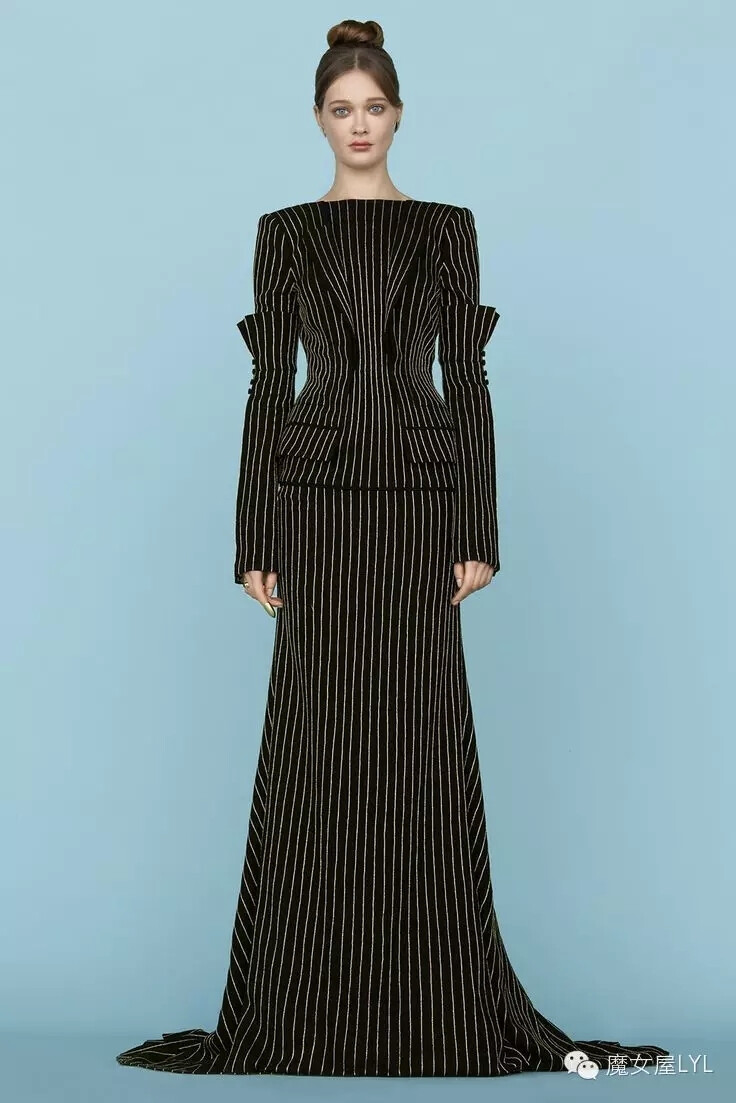 俄罗斯设计师优丽亚娜 瑟吉安科Ulyana Sergeenko Spring 2015 Couture