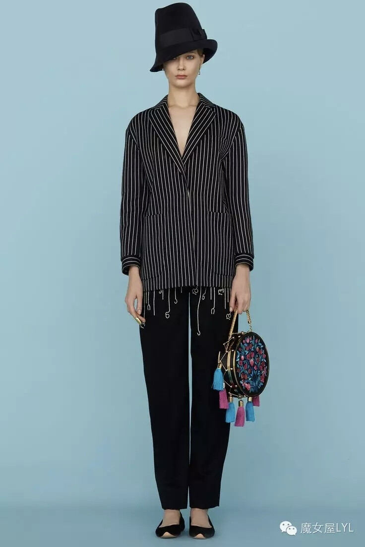 俄罗斯设计师优丽亚娜 瑟吉安科Ulyana Sergeenko Spring 2015 Couture