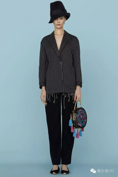 俄罗斯设计师优丽亚娜 瑟吉安科Ulyana Sergeenko Spring 2015 Couture