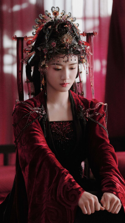 入青云 明意 卢昱晓