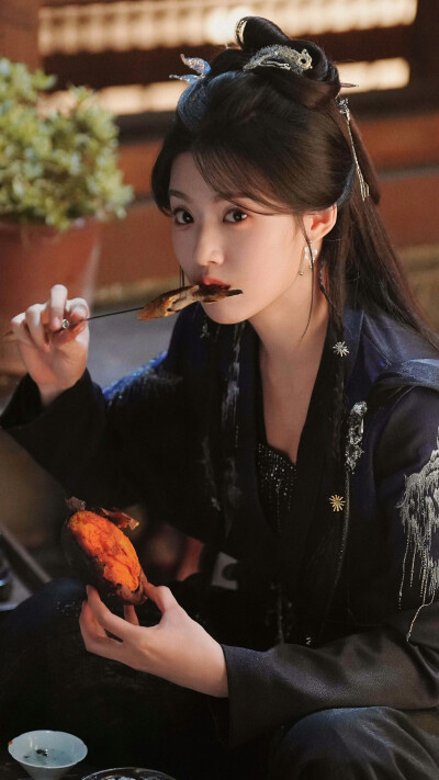 入青云 明意 卢昱晓