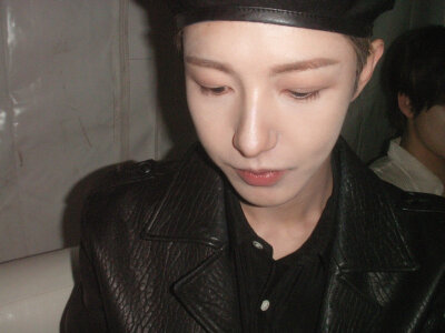 黄仁俊微博更新