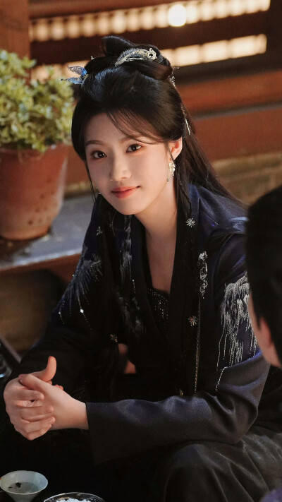 入青云 明意 卢昱晓