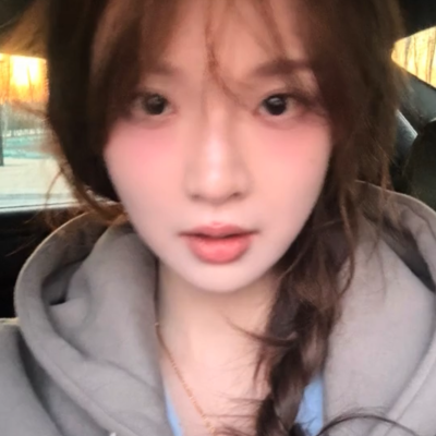 青苔在心上蔓延贯彻生命中的阴雨天