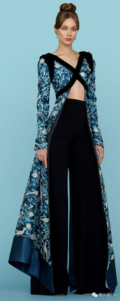 俄罗斯设计师优丽亚娜 瑟吉安科Ulyana Sergeenko Spring 2015 Couture