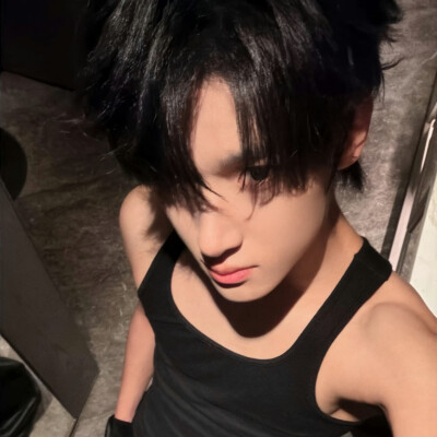 张峻豪 懒得打水印了