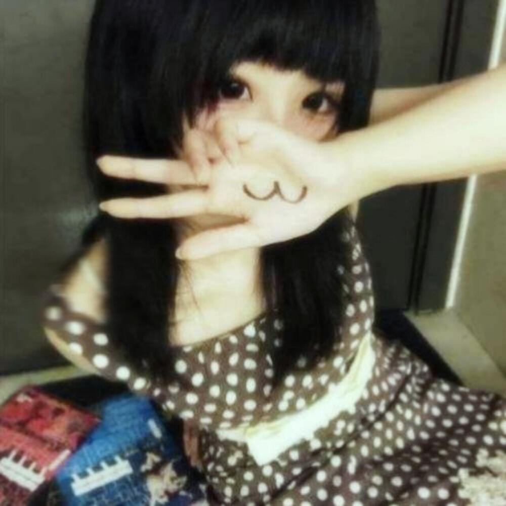 ✰