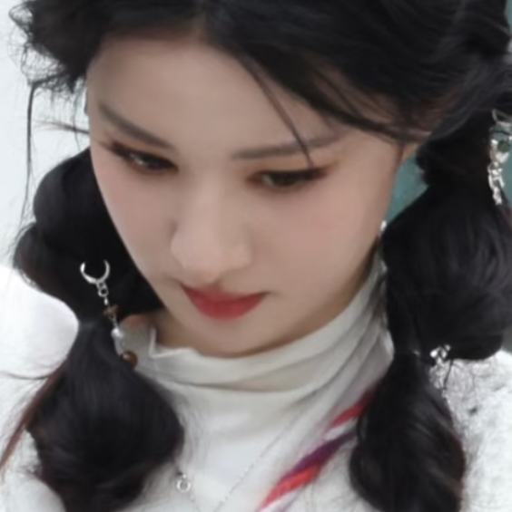 春色，便停滞下来