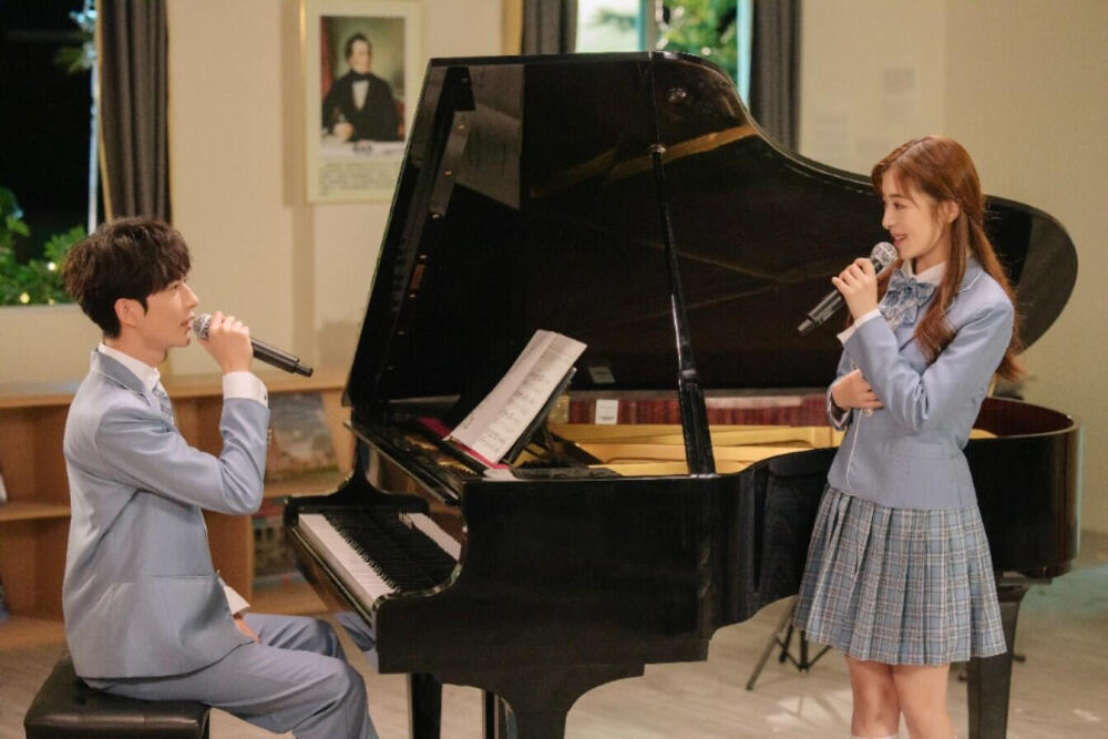 于你同在 yu 朦胧的11.01
“想你想你也能成为嗜好……”
当年错过了21年青春男大版的朦朦！