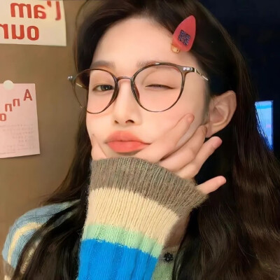 女生搞怪可爱头像