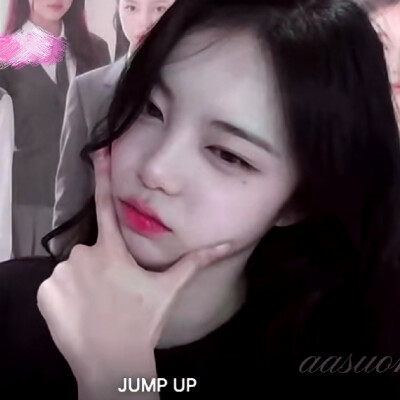 我每天就对着这个女孩母爱泛滥