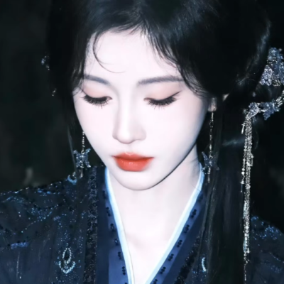 雨夜的酸涩回痕在你的唇齿鼻息间