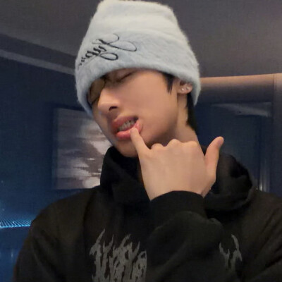 张峻豪 懒得打水印了