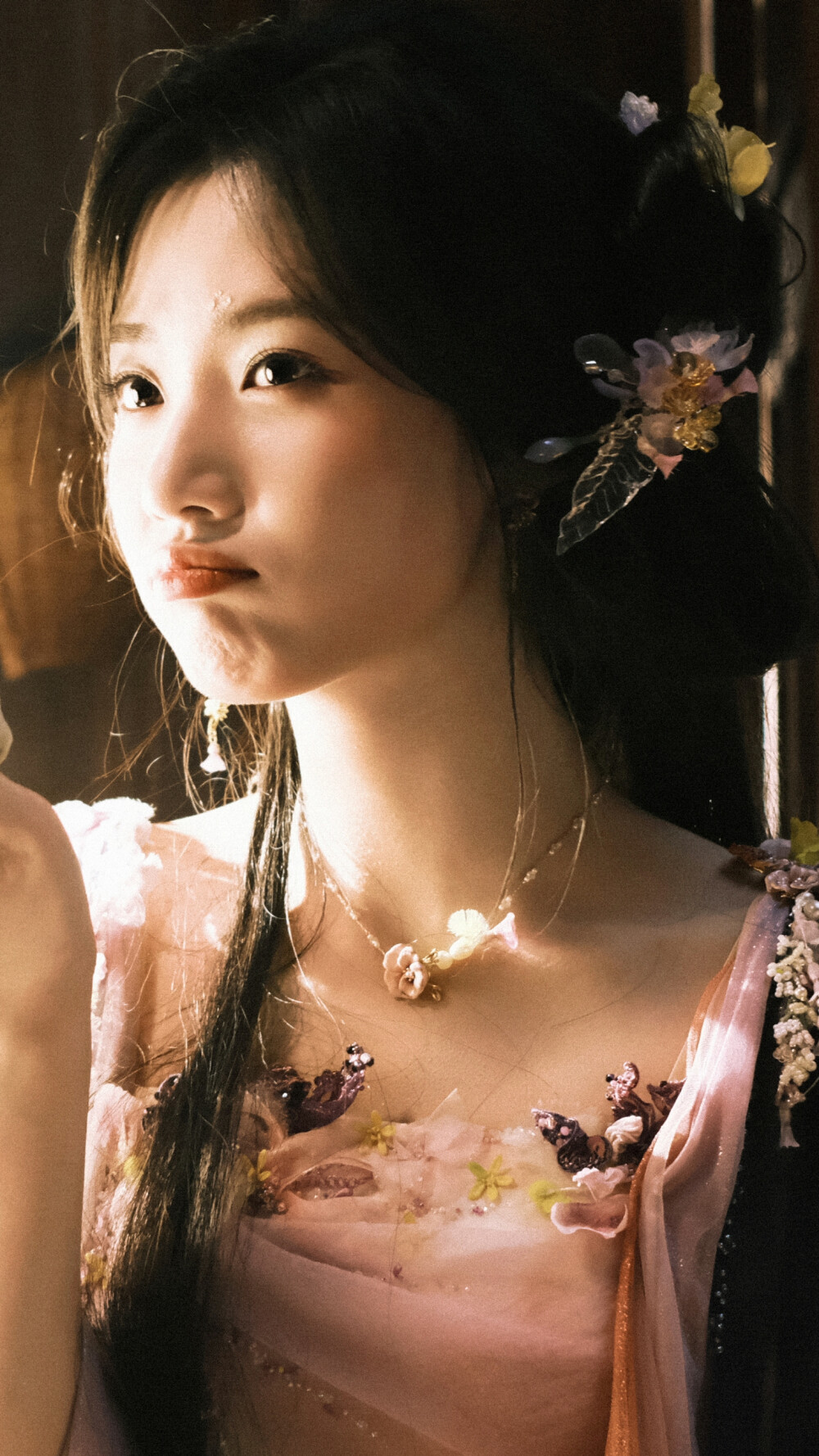 入青云 明意 卢昱晓