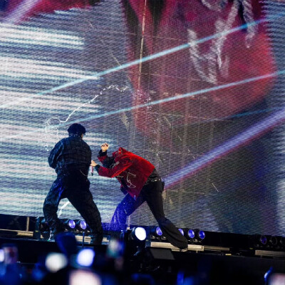 251101
金硕珍更新ins