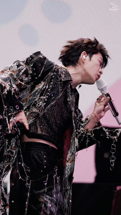 王栎鑫11.1慈溪城市森林音乐节