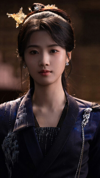 入青云 明意 卢昱晓