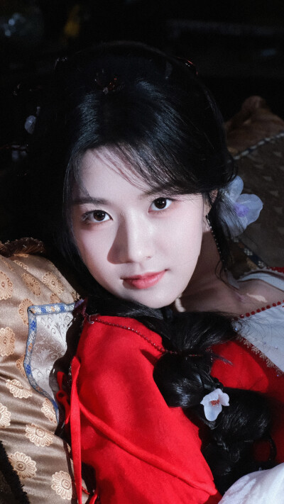 入青云 明意 卢昱晓