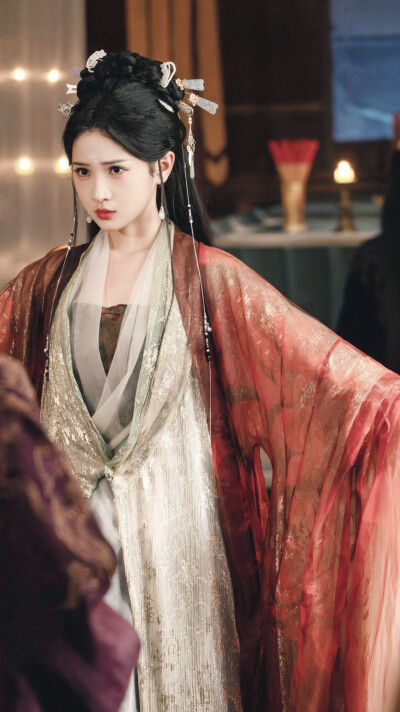 君临裙下 沈之念