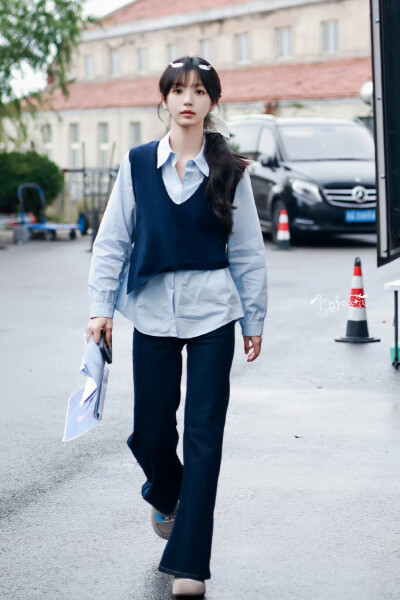 cr.年年都有田曦薇