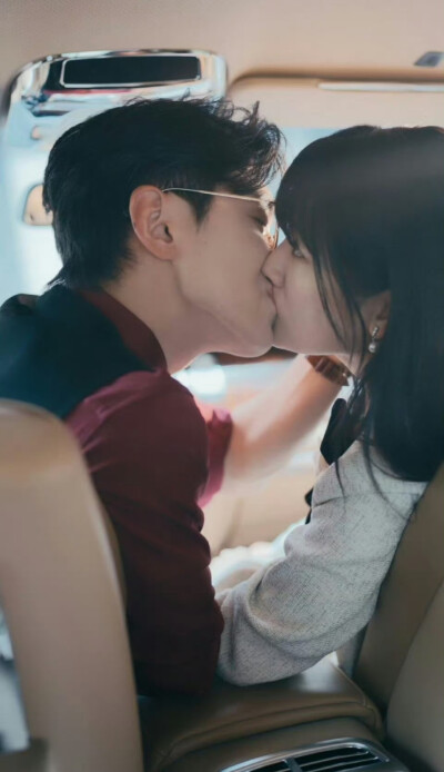 李卓杨&田苗苗《咬春潮》