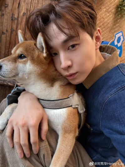 刘宪华Henry-Lau：
好久不见，就多拍几张吧