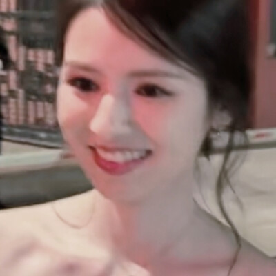 这个女孩好美萌