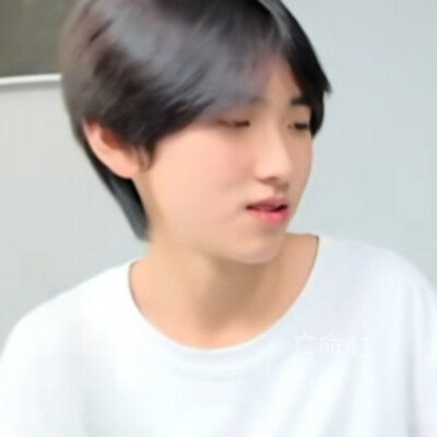 五官同奶油一般化开