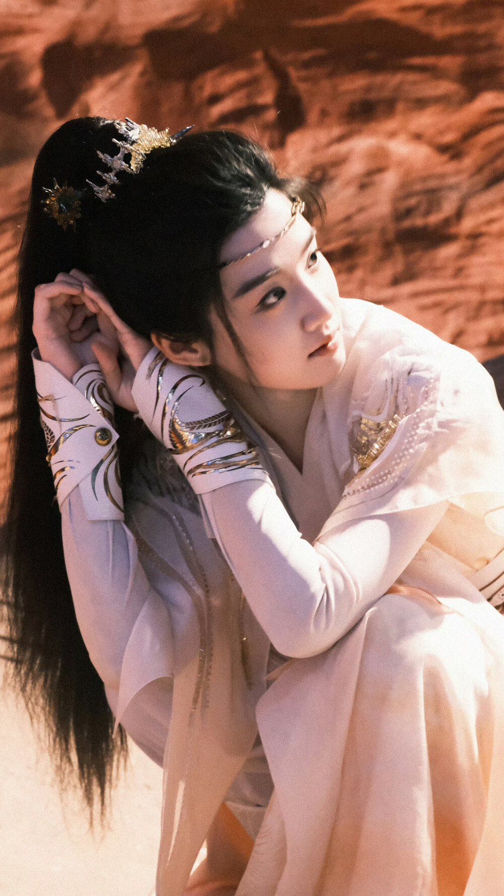 入青云 明意 卢昱晓