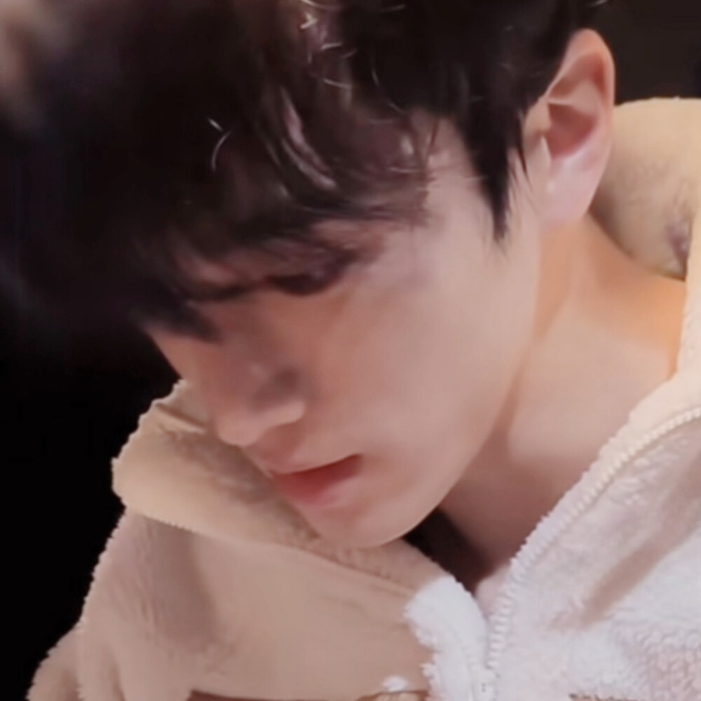 好美的一个乐乐