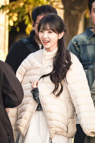 cr.年年都有田曦薇