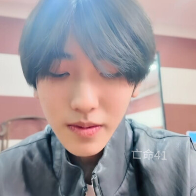 五官同奶油一般化开