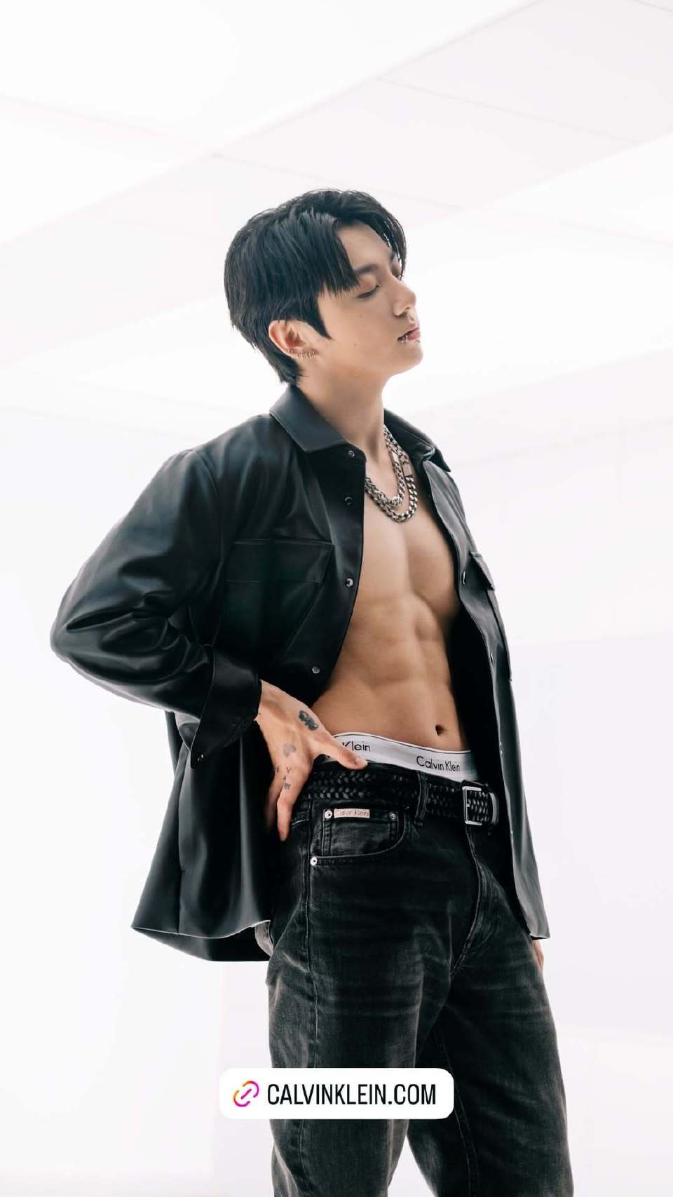 251030
Calvin Klein story更新柾国相关