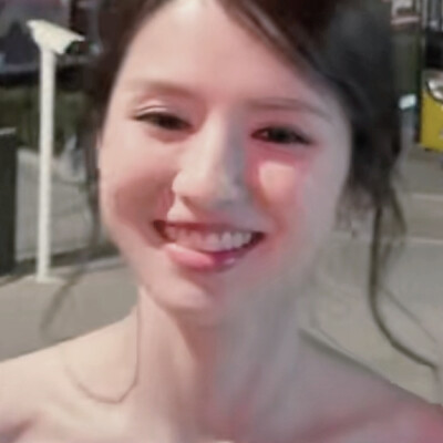 这个女孩好美萌