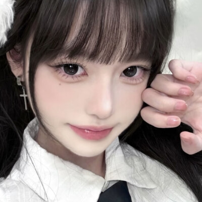 好想转生变成这样的美少女