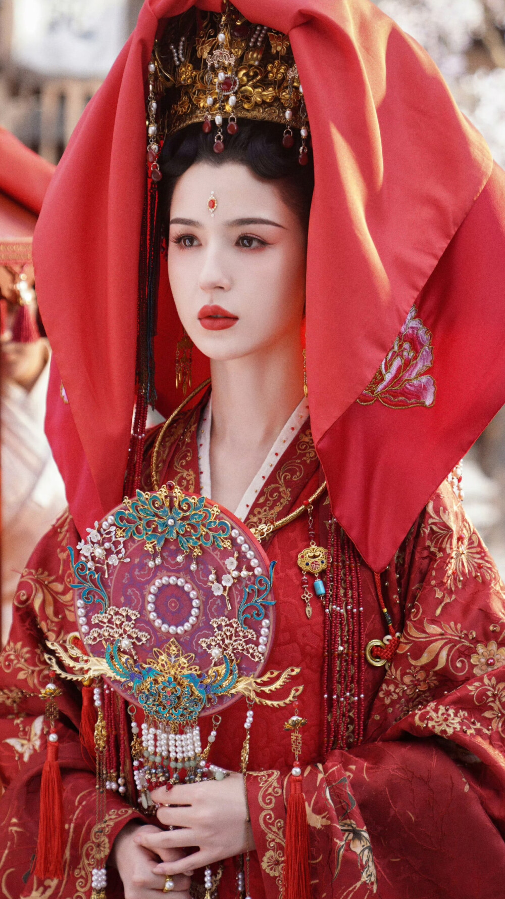 锦月令 凤作人 哈妮克孜