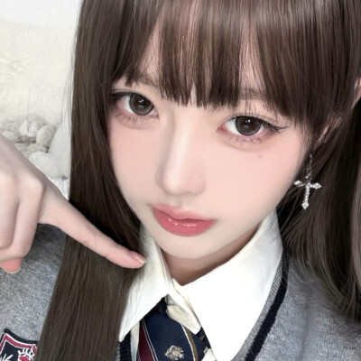 好想转生变成这样的美少女