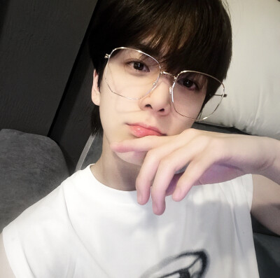 你的眼神不再对我闪躲